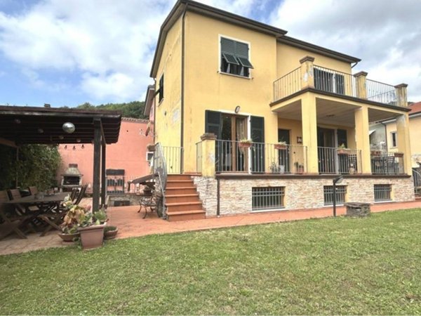 casa indipendente in vendita ad Arcola