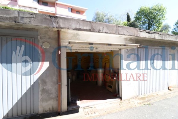 negozio in vendita ad Arcola