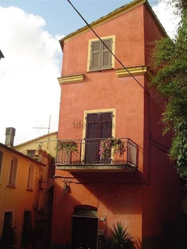 appartamento in vendita ad Arcola in zona Trebiano