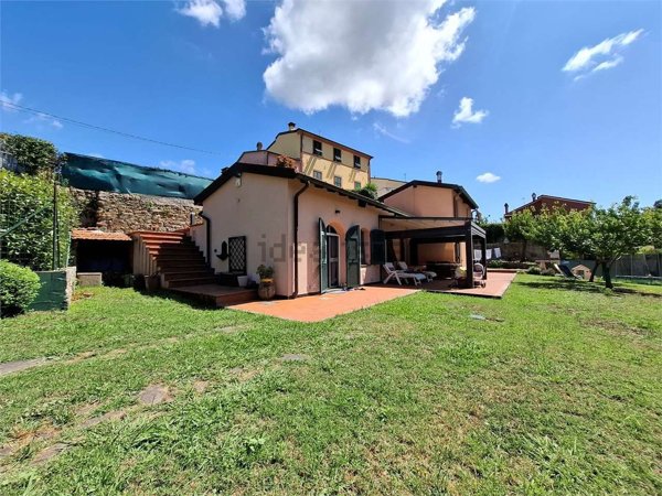 quadrivano in vendita ad Arcola