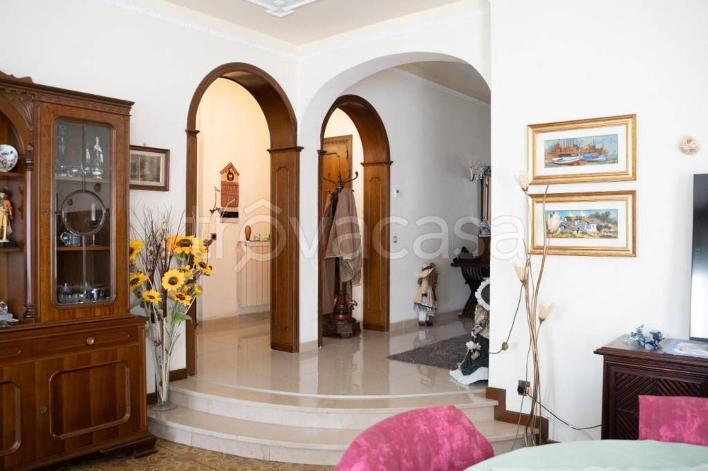 casa indipendente in vendita ad Arcola