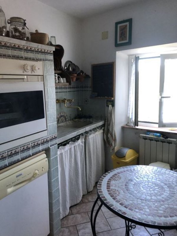 casa semindipendente in vendita ad Arcola in zona Trebiano