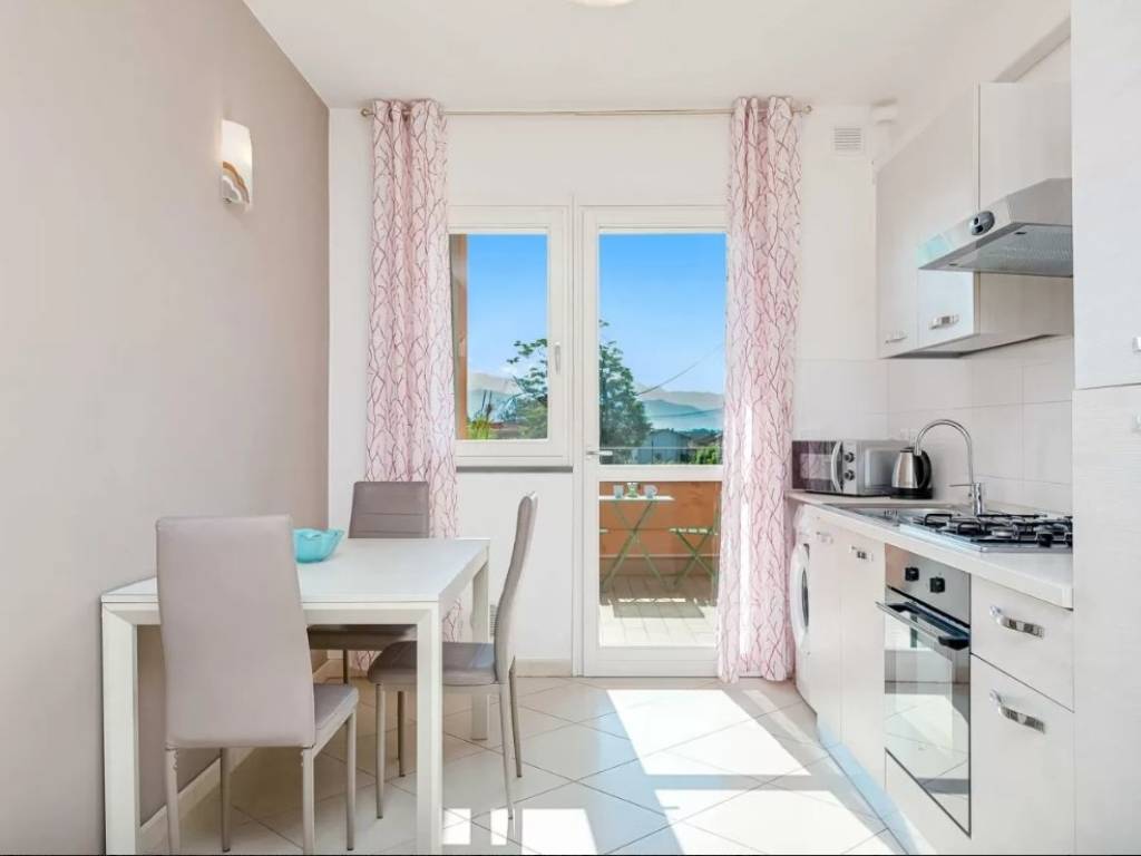 appartamento in vendita ad Arcola in zona Romito Magra