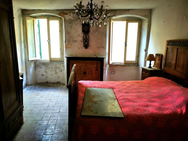 casa indipendente in vendita ad Arcola in zona Trebiano