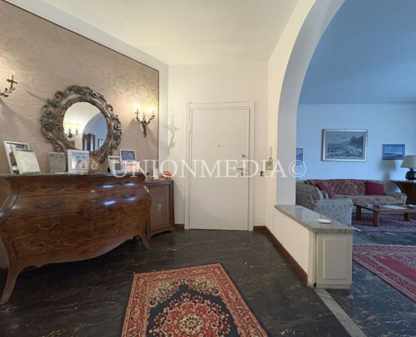 appartamento in vendita ad Arcola in zona Romito Magra