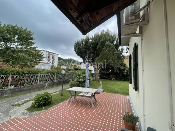 casa indipendente in vendita ad Arcola