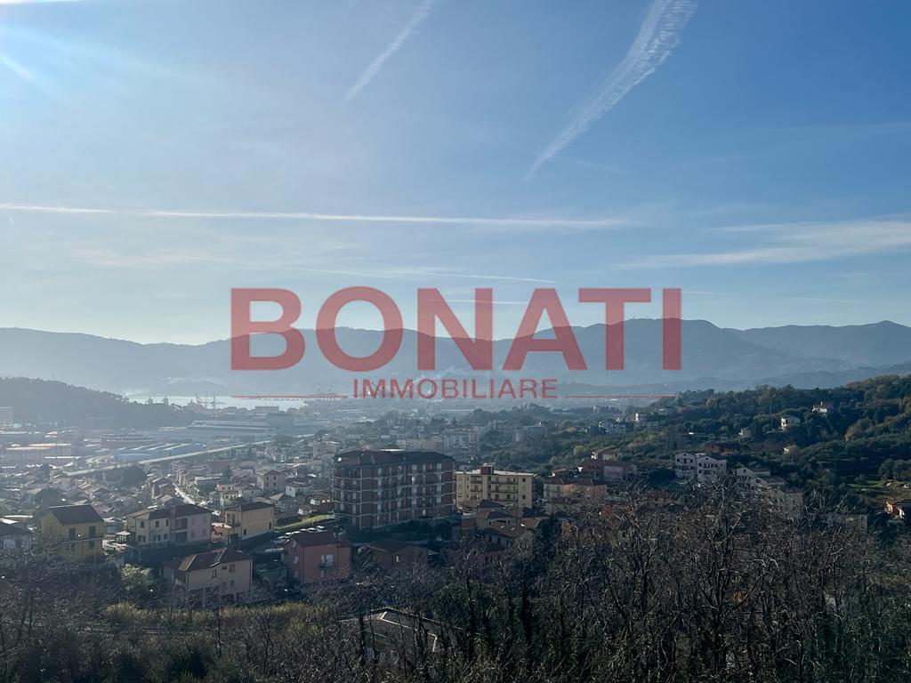 casa indipendente in vendita ad Arcola in zona Fresonara