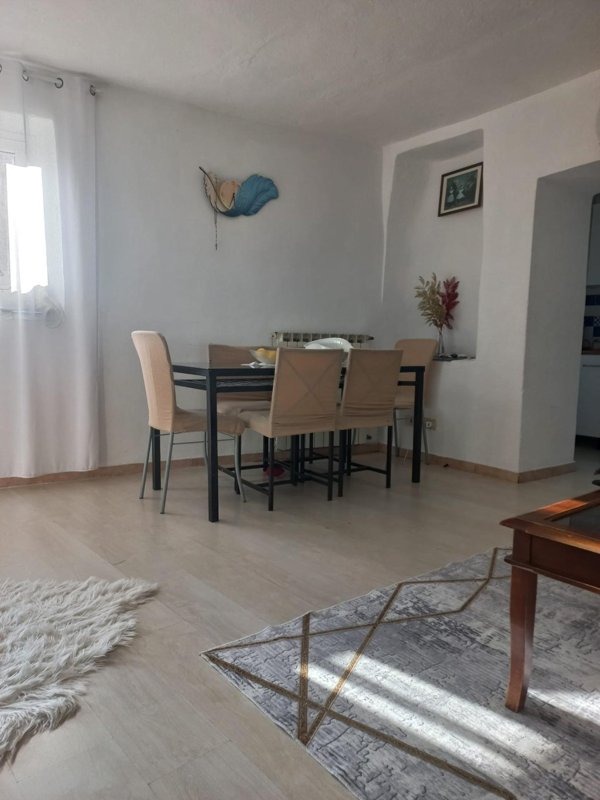 casa semindipendente in vendita ad Arcola in zona Romito Magra