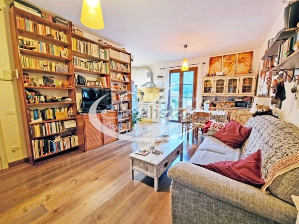 appartamento in vendita ad Arcola in zona Romito Magra