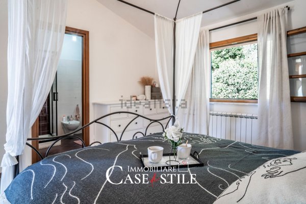 appartamento in vendita ad Arcola in zona Romito Magra