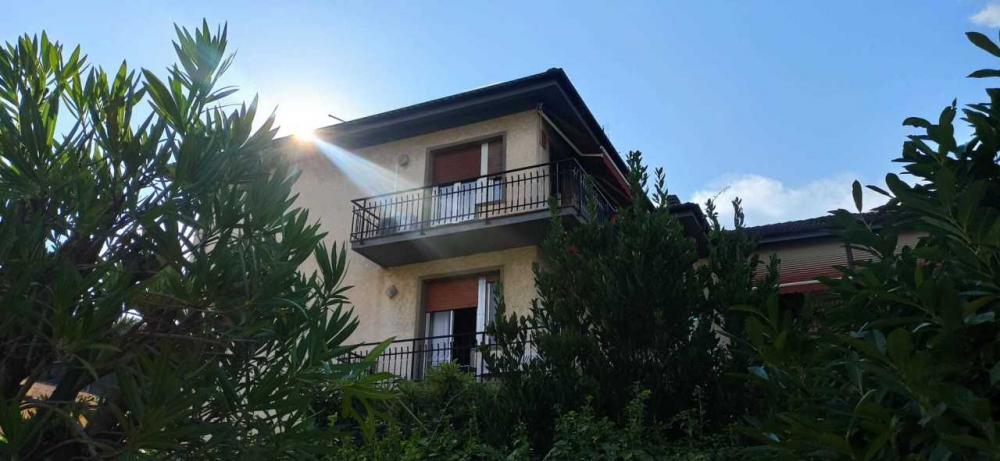 appartamento in vendita ad Arcola in zona Romito Magra