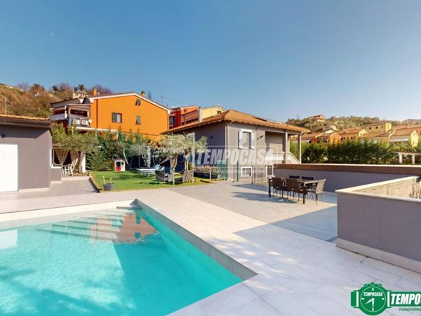 casa indipendente in vendita ad Arcola