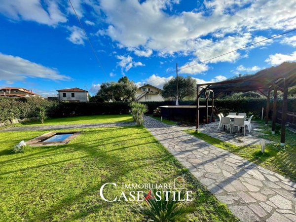 casa indipendente in vendita ad Arcola