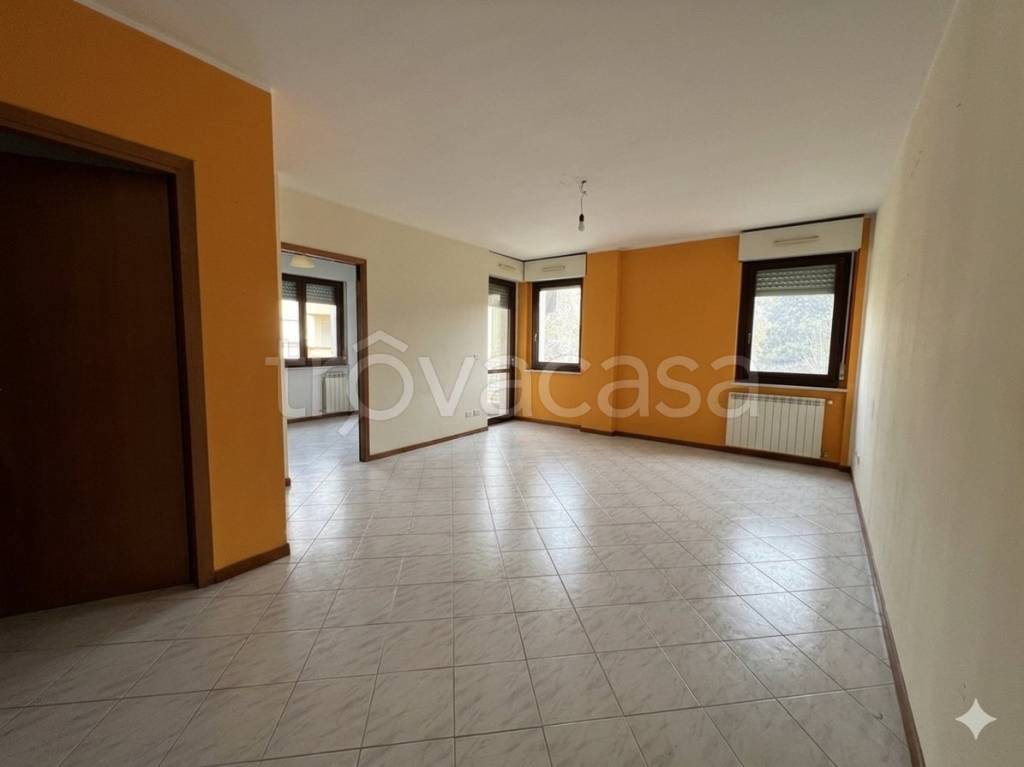 appartamento in vendita ad Arcola in zona Ressora