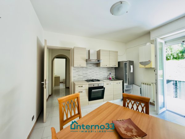 appartamento in vendita ad Arcola in zona Romito Magra