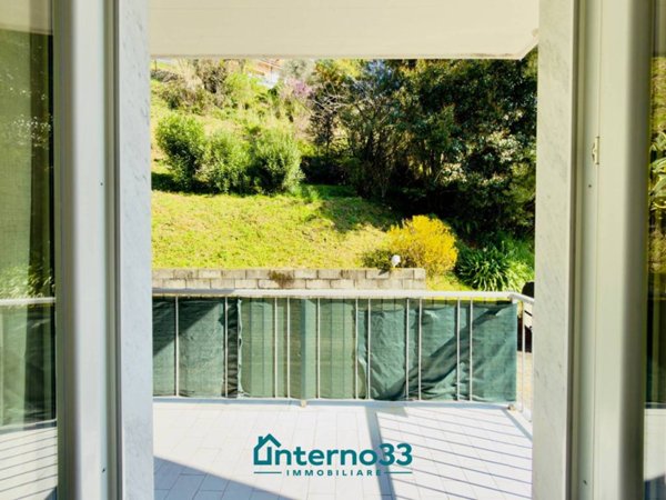 appartamento in vendita ad Arcola in zona Romito Magra