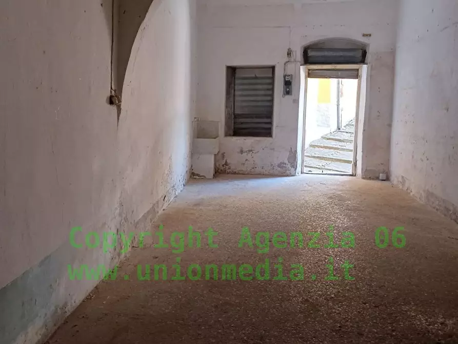 capannone in vendita ad Arcola