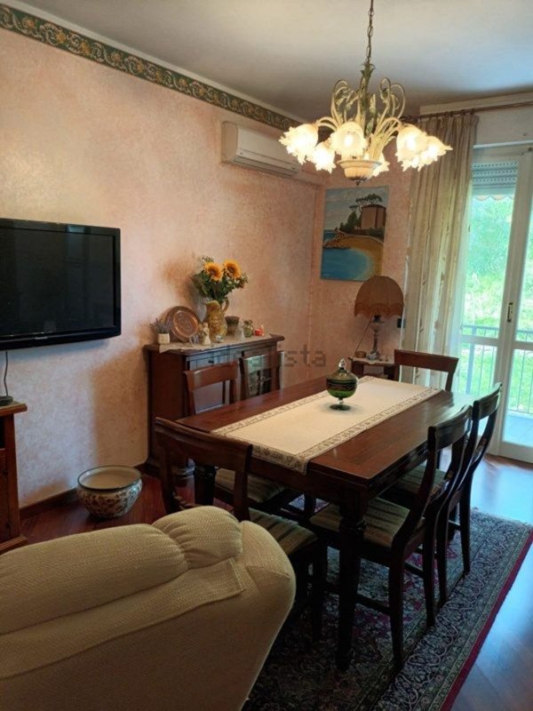 appartamento in vendita ad Arcola in zona Romito Magra