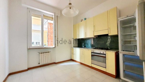 appartamento in vendita ad Arcola in zona Romito Magra