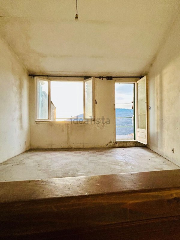 appartamento in vendita ad Arcola in zona Trebiano