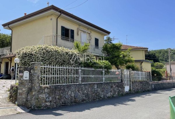 casa indipendente in vendita ad Arcola