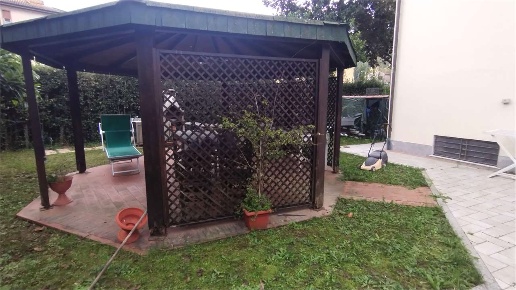 appartamento in vendita ad Arcola in zona Romito Magra