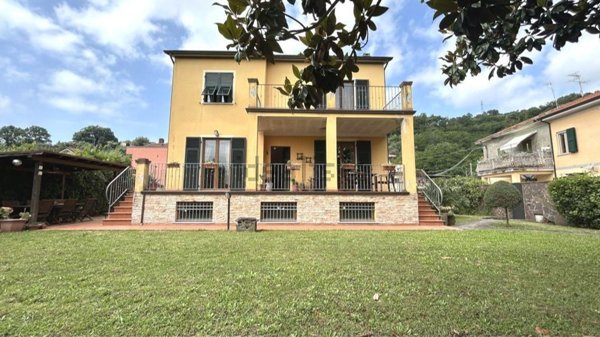 casa indipendente in vendita ad Arcola