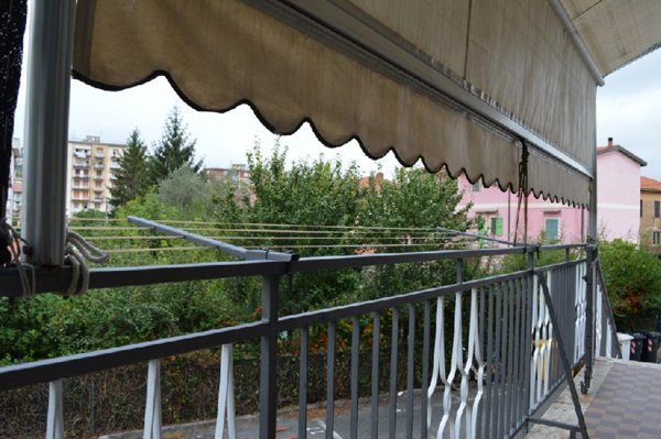 appartamento in vendita ad Arcola in zona Romito Magra