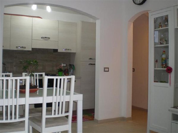 appartamento in vendita ad Arcola in zona Romito Magra