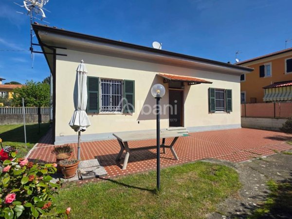 casa indipendente in vendita ad Arcola