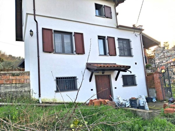 casa indipendente in vendita ad Arcola