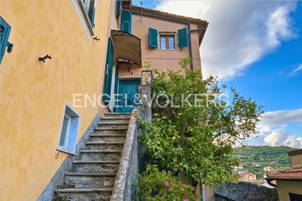 casa indipendente in vendita ad Arcola