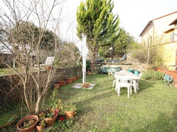 appartamento in vendita ad Arcola in zona Baccano