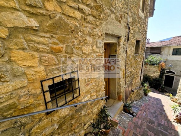appartamento in vendita ad Arcola in zona Trebiano