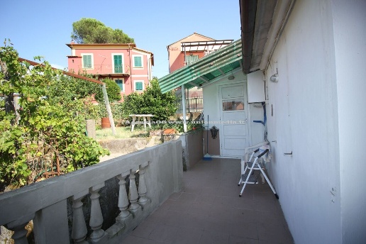 appartamento in vendita ad Arcola in zona Baccano