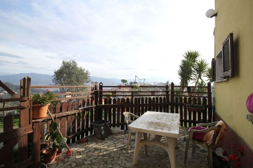 appartamento in vendita ad Arcola in zona Baccano