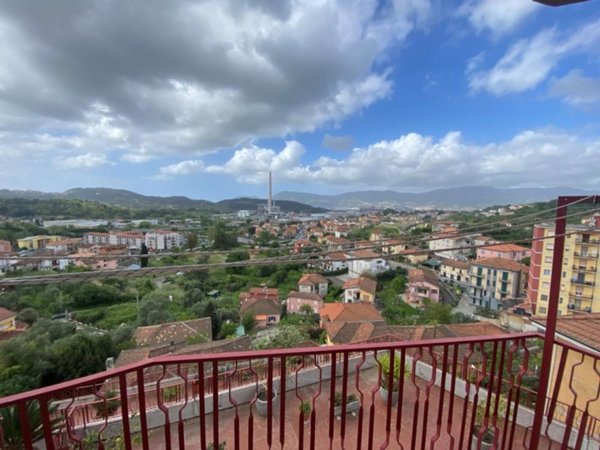 appartamento in vendita ad Arcola in zona Fresonara