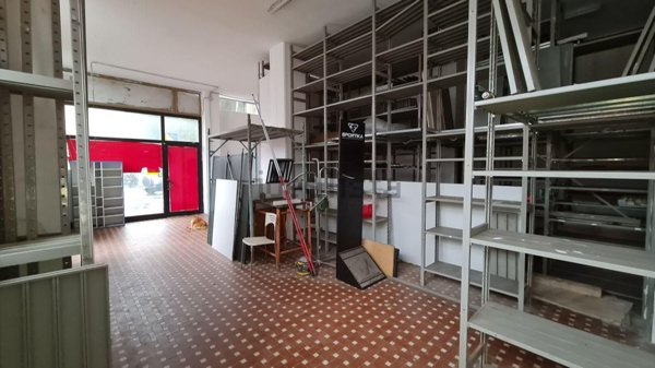 locale commerciale in vendita ad Arcola in zona Ressora