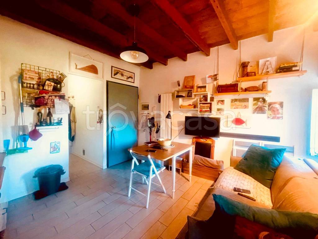 appartamento in vendita ad Arcola in zona Ressora