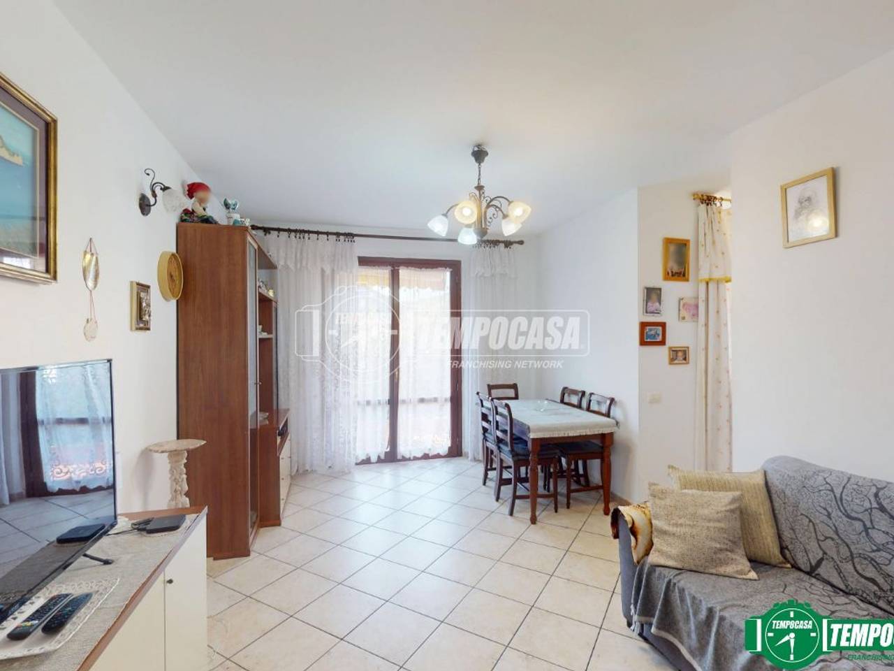 appartamento in vendita ad Arcola in zona Romito Magra