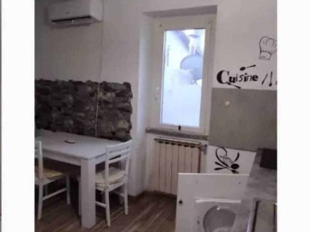 intera palazzina in vendita a Beverino