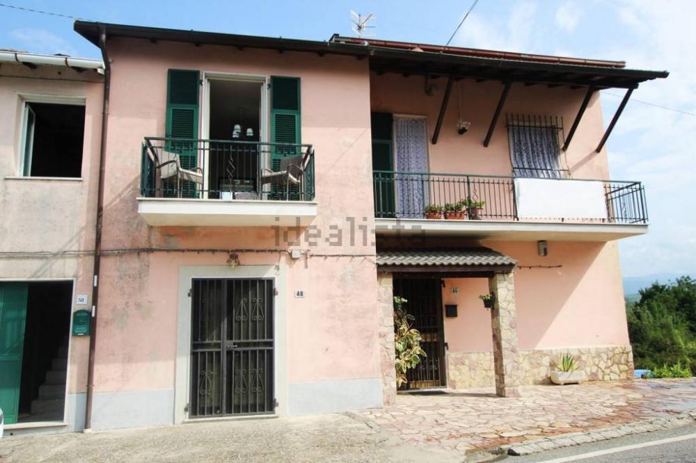 appartamento in vendita a Beverino