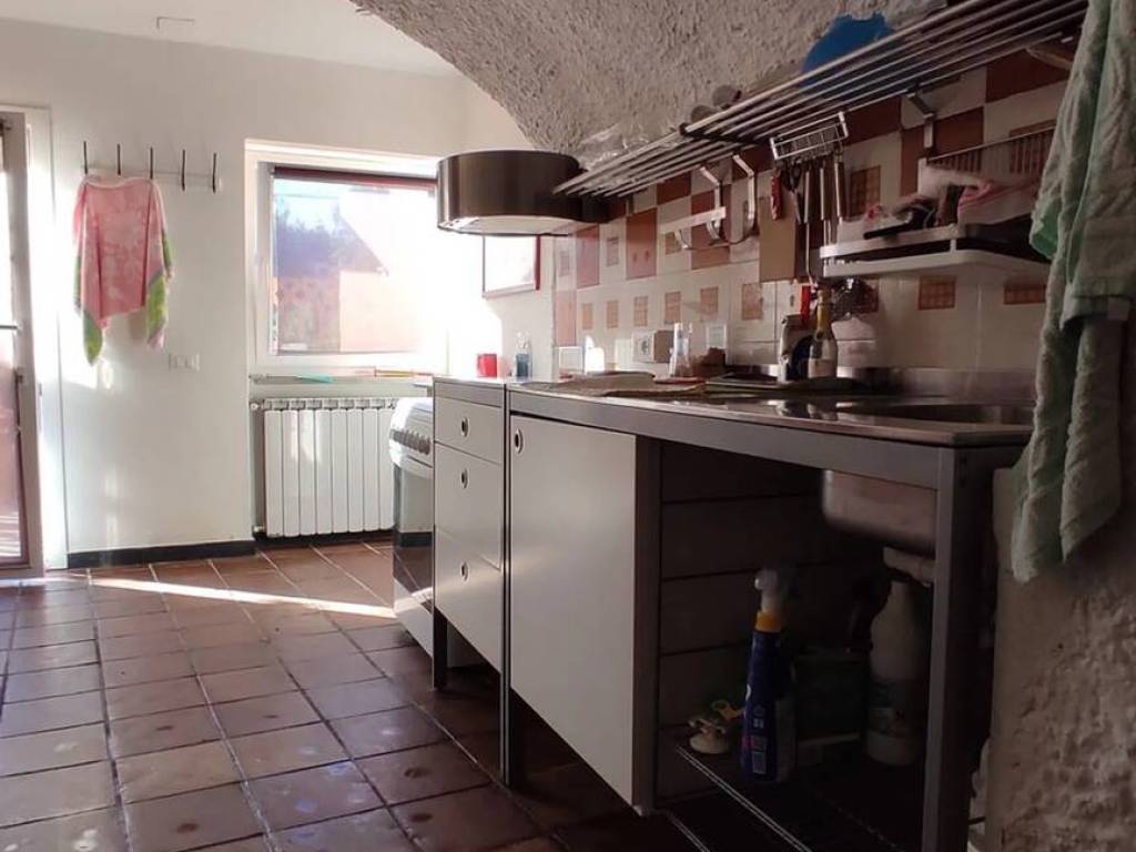 appartamento in vendita a Beverino