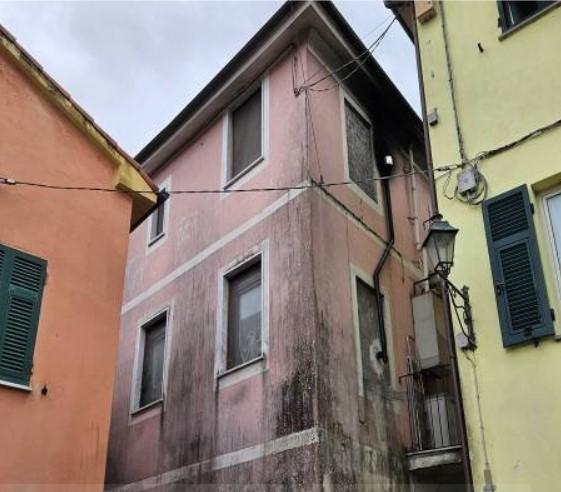 appartamento in vendita a Beverino