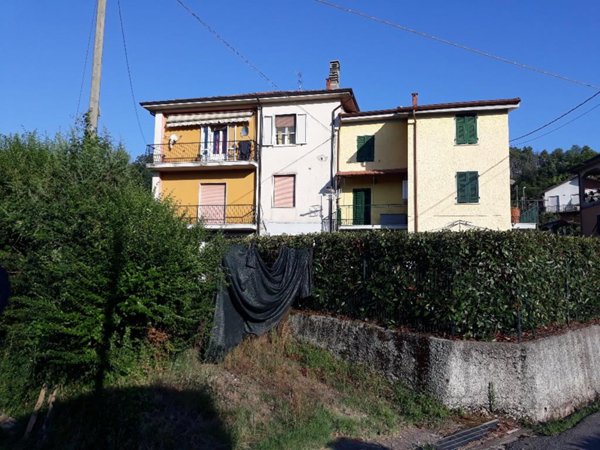 appartamento in vendita a Beverino