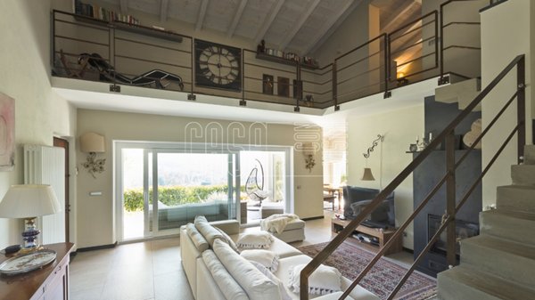 casa indipendente in vendita a Beverino