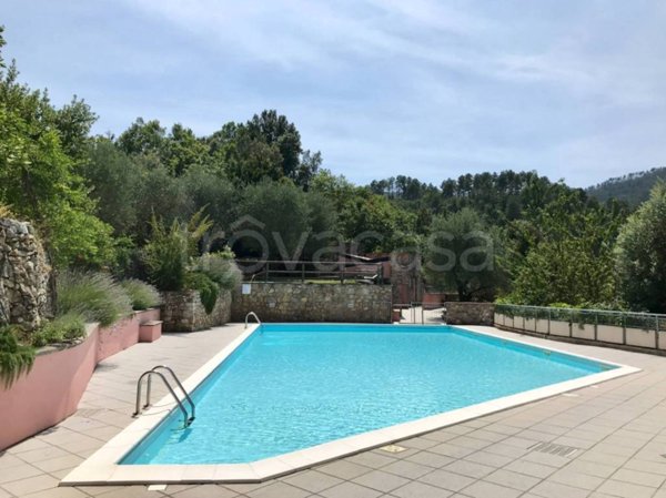 appartamento in vendita a Beverino
