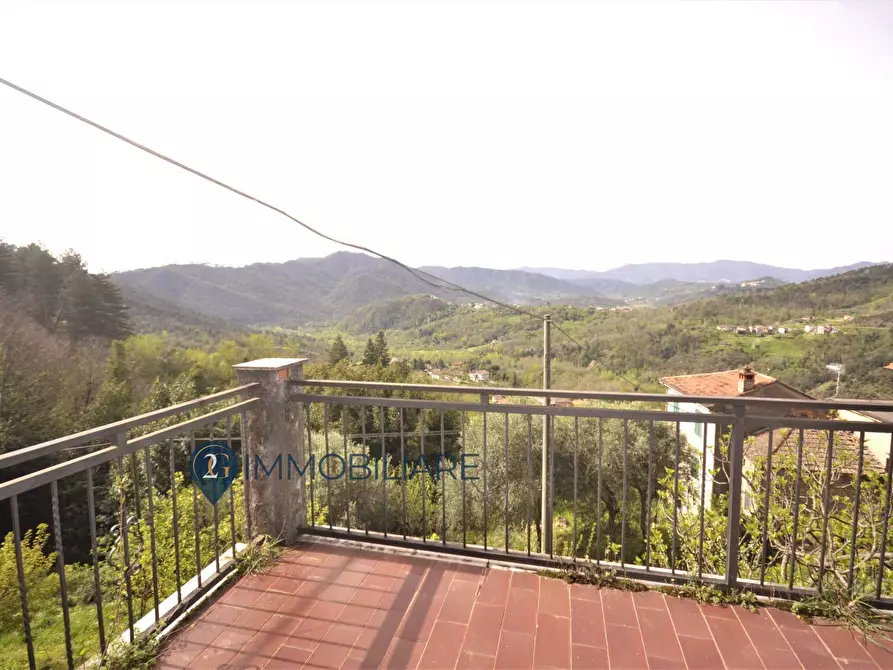casa indipendente in vendita a Beverino