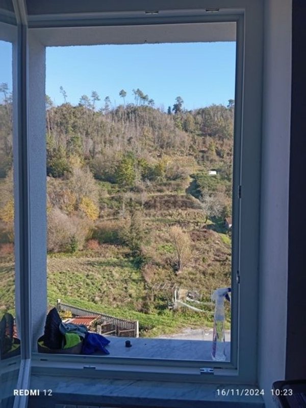 casa indipendente in vendita a Beverino