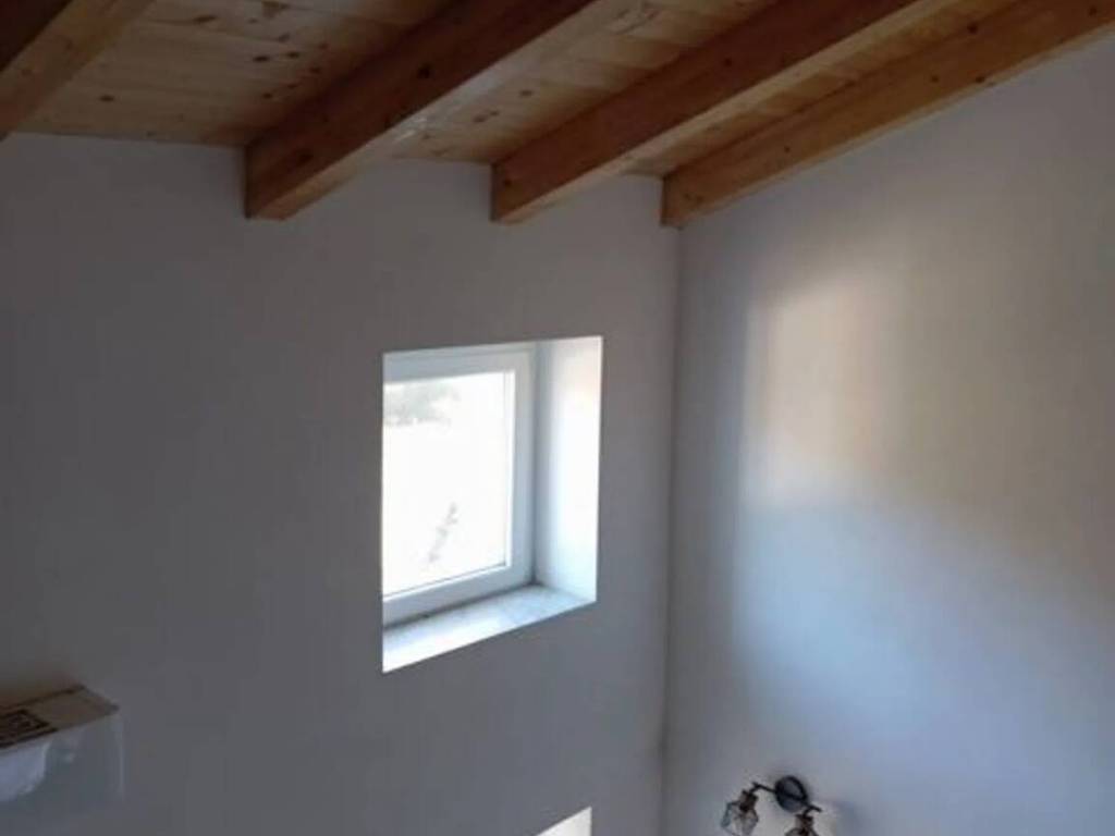 casa indipendente in vendita a Beverino